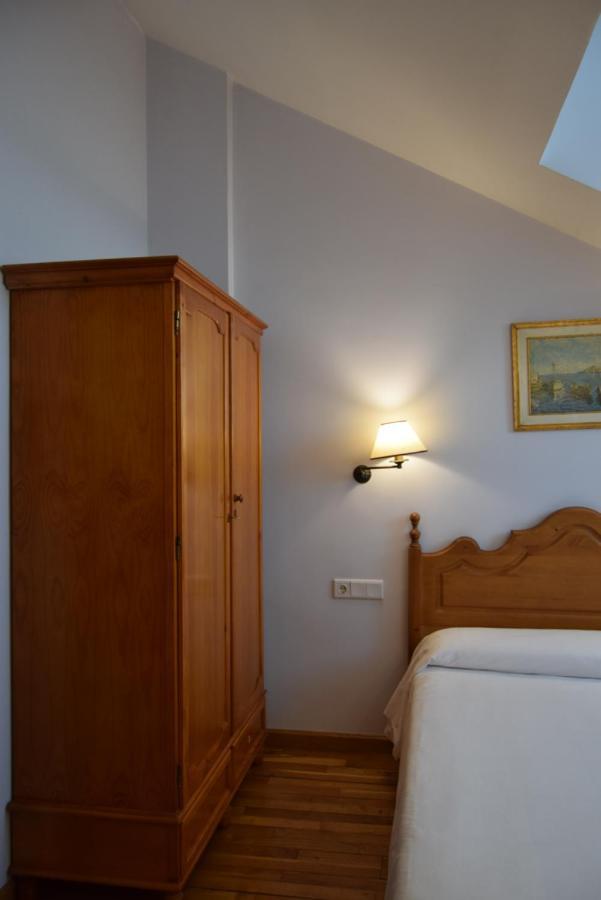 Hotel Las Casitas Del Jardin Tudela de Duero Exterior photo